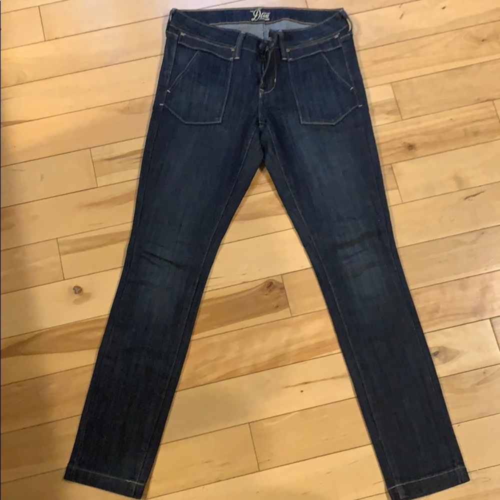 Skinny high waisted jeans